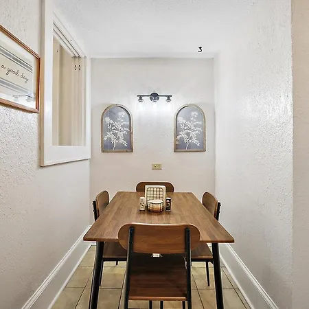 Downtown Den-King Bed~Heart Of Eustis~Queen Sleeper~Upstairs~Bright & Happy Extérieur photo