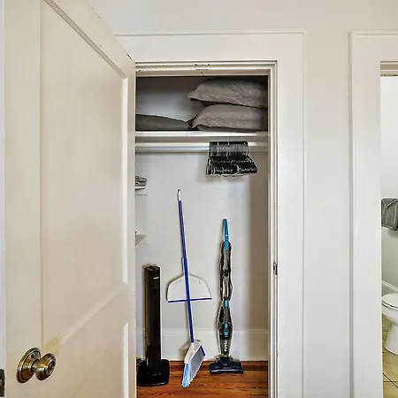 Downtown Den-King Bed~Heart Of Eustis~Queen Sleeper~Upstairs~Bright & Happy Extérieur photo
